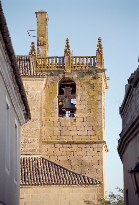 An evening stroll through Oropesa, Castilla-La Mancha, Spain.