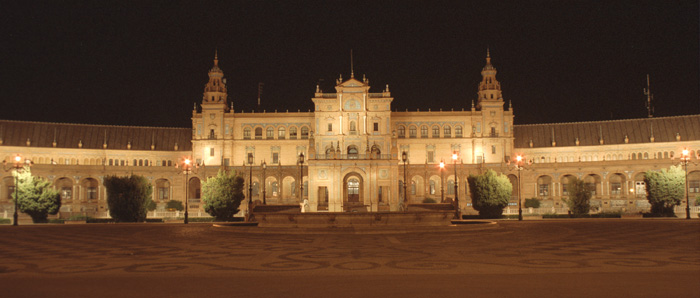 A walk around Sevilla, Spain.