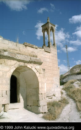 Photographs of Cappadocia, including cave dwellings, cave cities, the village of Cavusin, and the Derrent Valley.