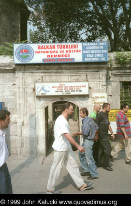 Photographs of various scenes around Instanbul, Turkey.