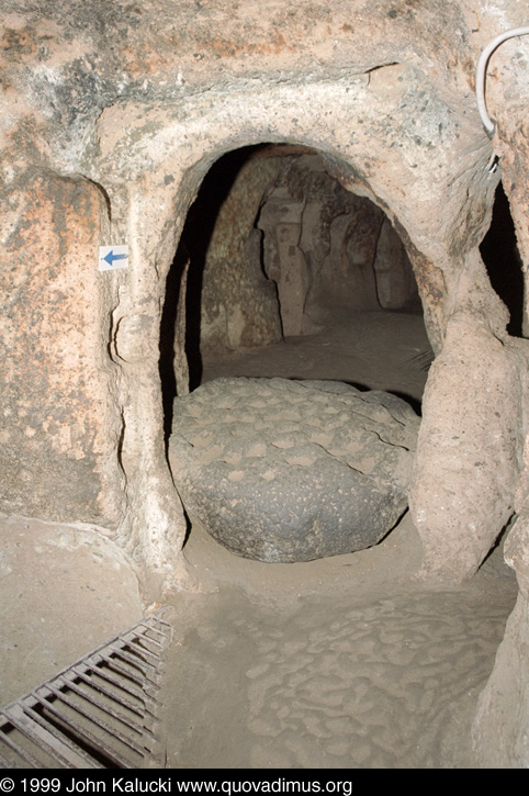 Photographs of Cappadocia, including cave dwellings, cave cities, the village of Cavusin, and the Derrent Valley.