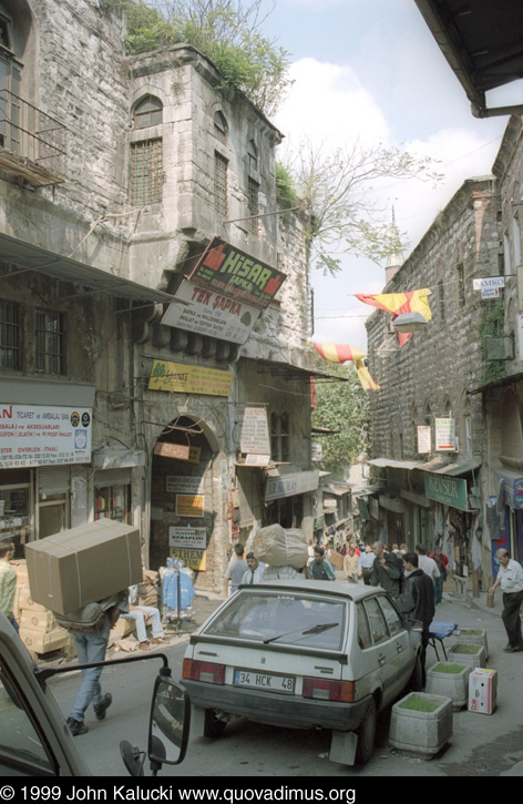 Photographs of various scenes around Instanbul, Turkey.